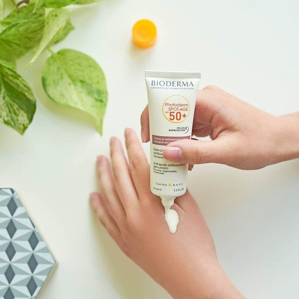 Bioderma Photoderm Spot‑Age SPF 50+ 40 ml – High-protection broad-spectrum sunscreen with Spot‑Age brightening complex to shield skin from UVA/UVB rays and reduce pigmentation spots