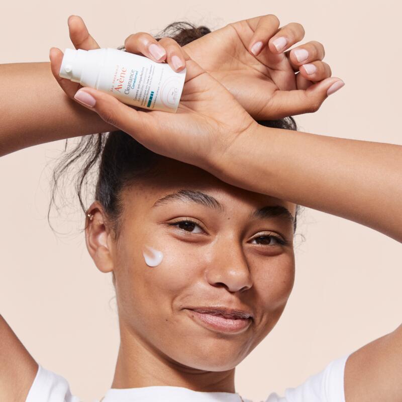 Avene Cleanance Comedomed Anti-Blemish Concentrate – Targeted treatment concentrate that reduces stubborn blemishes, unclogs pores, and prevents new spots for clearer, smoother skin