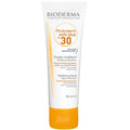 Tube of Bioderma Photoderm AKN Mat SPF30, 40ml — sunscreen for oily and acne-prone skin with mattifying and anti-blemish properties.