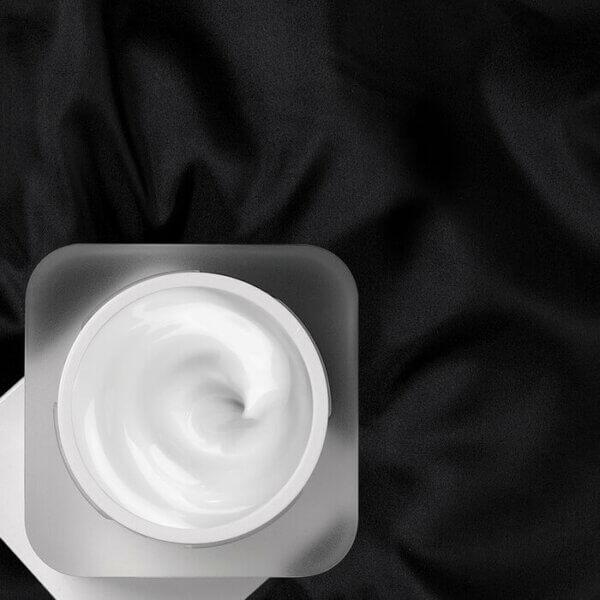 Filorga Time‑Filler Mat – Daily mattifying anti-aging cream that refines pores, controls shine, and smooths fine lines for a fresh, velvety complexion