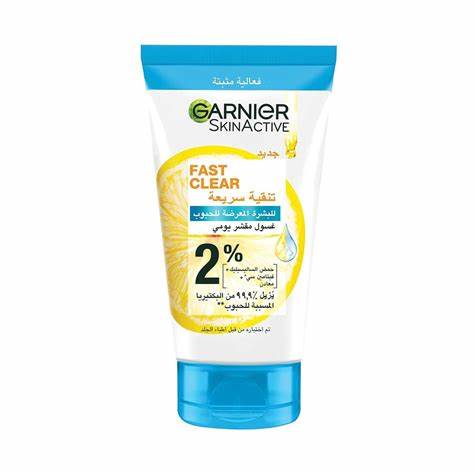 "Garnier Fast Clear 2% Salicylic Acid and Vitamin C face wash, 3-in-1 anti-acne exfoliating cleanser in 150ml tube"