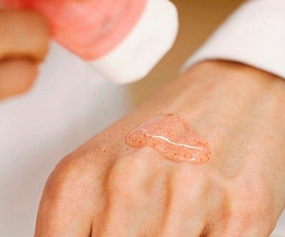 Avène Gentle Exfoliating Gel – mild exfoliating gel with soothing Avène Thermal Spring Water for sensitive skin.